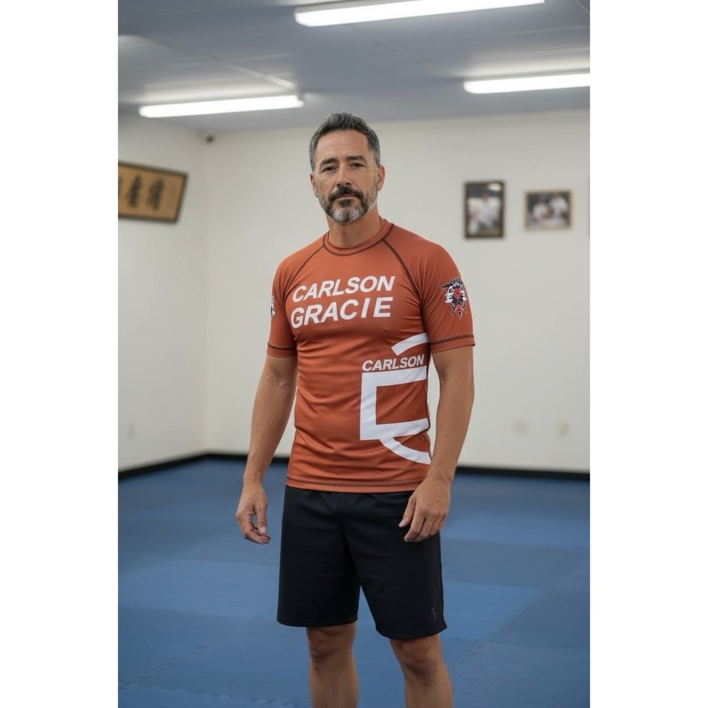Carlson Gracie x Gitana Fightwear Rashguard‎ Size Small Brown Premium Brand New